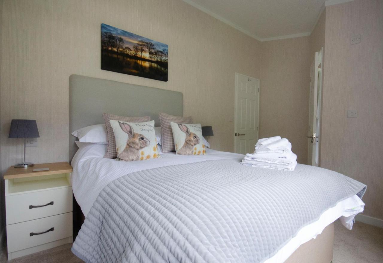 Hollicarrs Holiday Park - Hares Leap Riccall 外观 照片